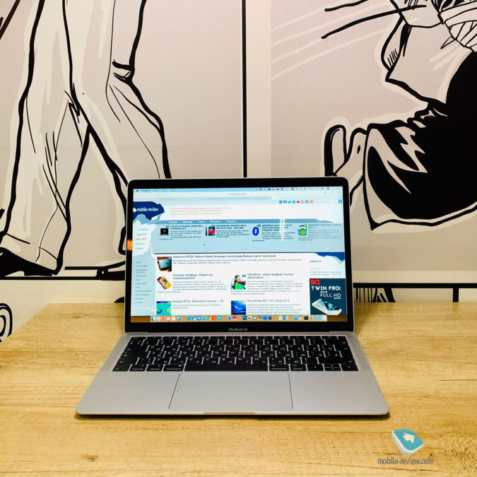 11 gadgets that are constantly in my pockets and backpack