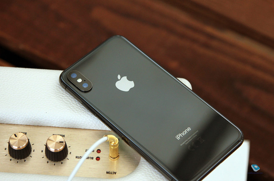 11 gadgets that are constantly in my pockets and backpack