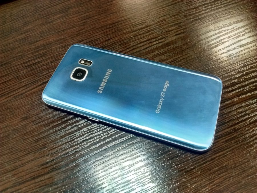 Ex-flagship.  Samsung Galaxy S7 EDGE