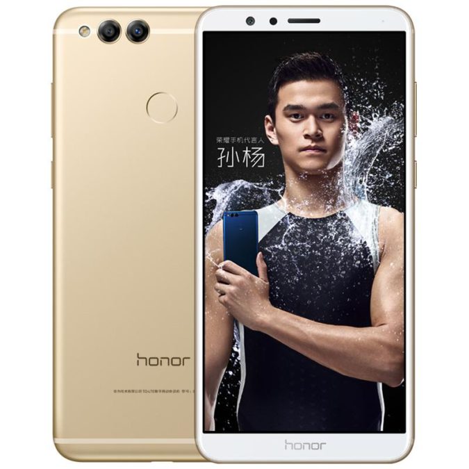 Huawei introduced another inexpensive smartphone with two cameras - Play Honor 7X
