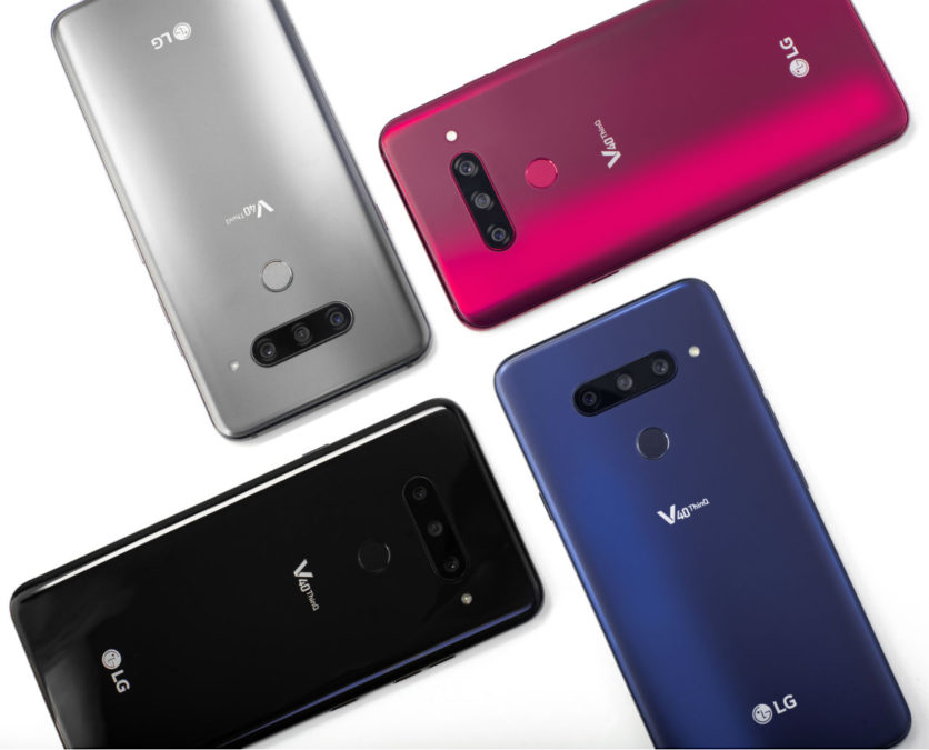 LG introduced a new smartphone with five cameras - LG V40 ThinQ