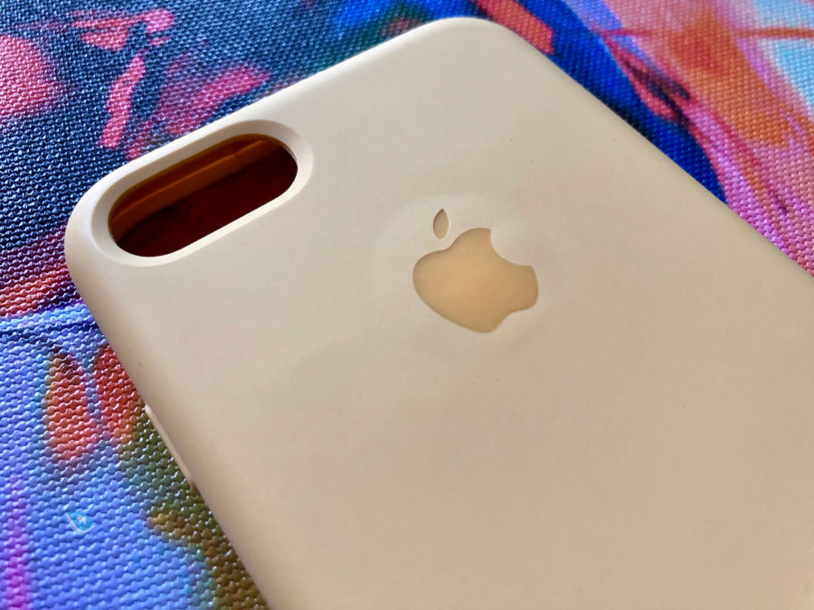 Review-comparison Apple Silicone Case and Chinese replicas