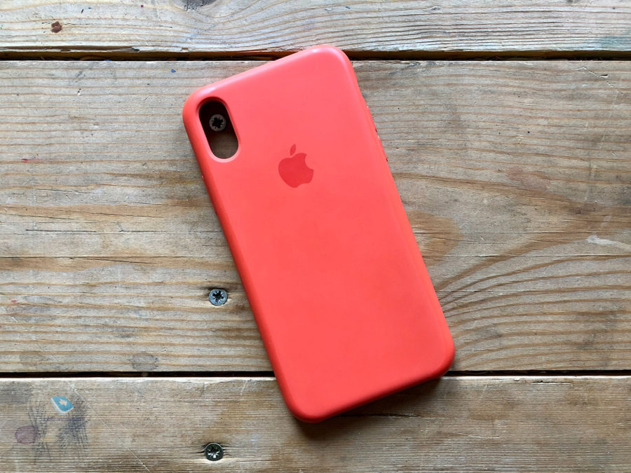 Review-comparison Apple Silicone Case and Chinese replicas