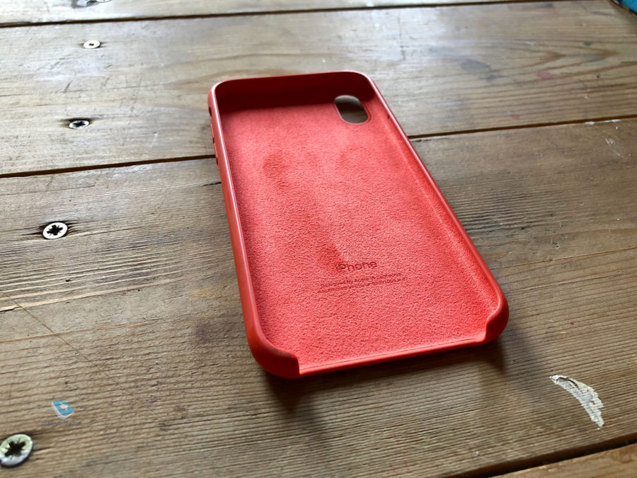 Review-comparison Apple Silicone Case and Chinese replicas