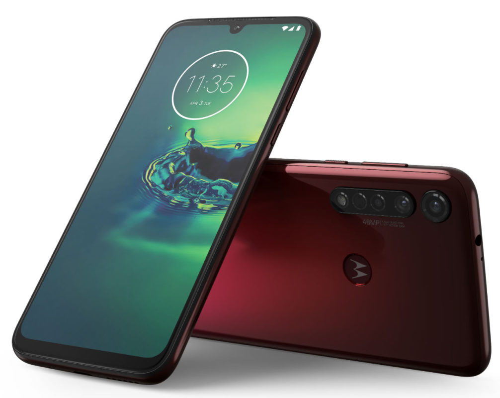 Sales of moto g8 plus in the color Space Red started in Russia