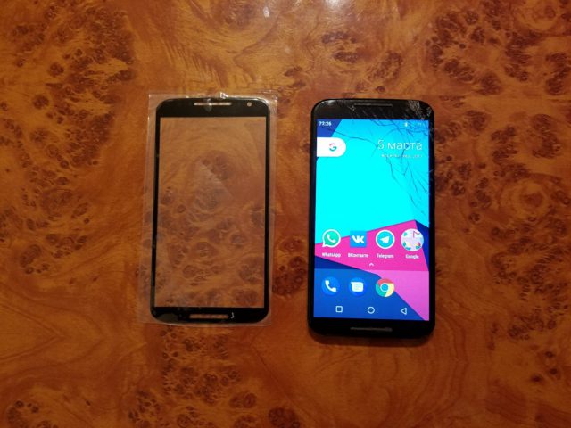 Master's notes.  Glass replacement on Moto X 2nd gen module